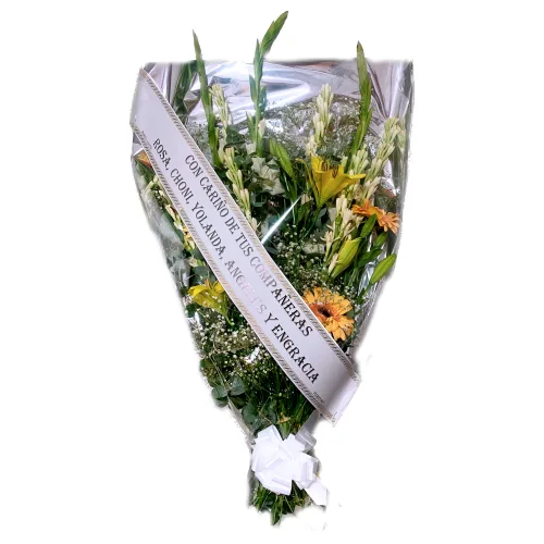 ramo de flores blancas y amarillas