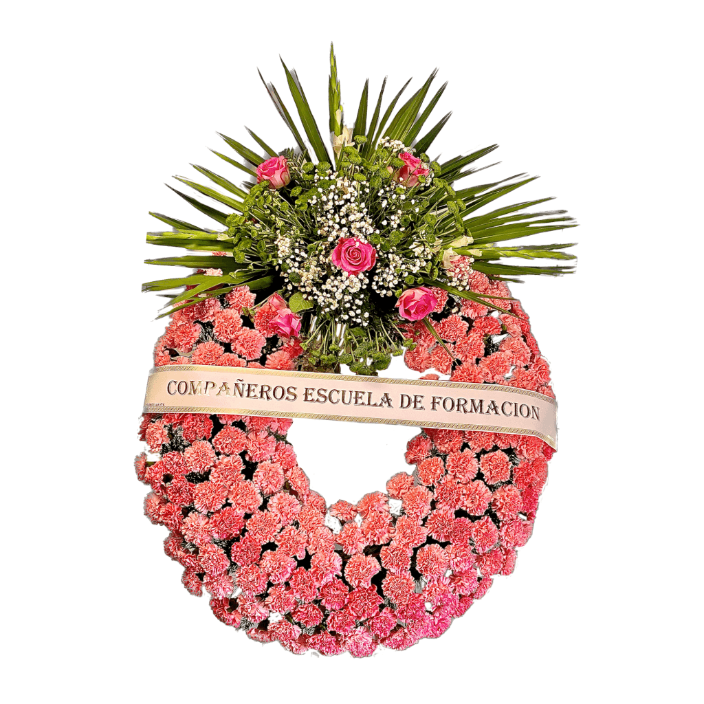 corona de flores en tonos rosa